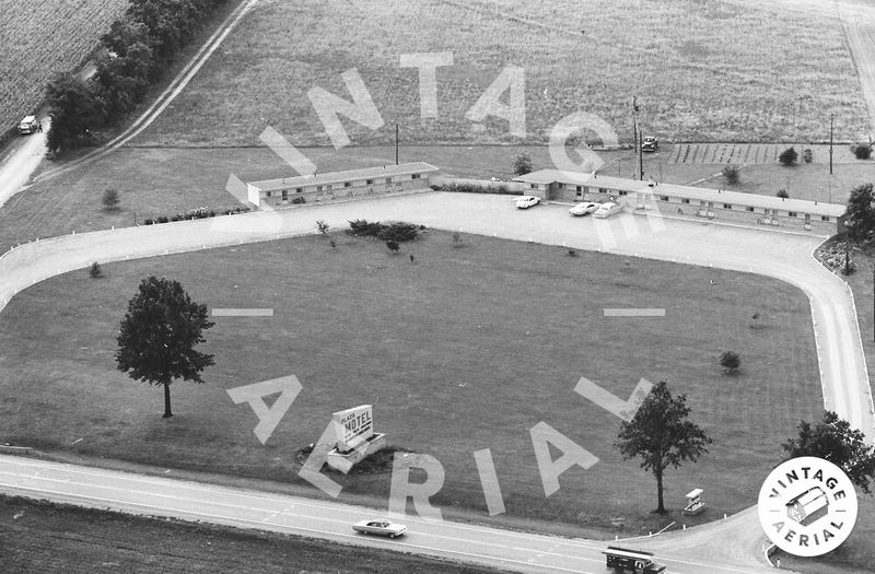 Plaza Motel - 1967 Aerial (newer photo)